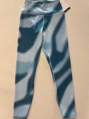 Nike One Women’s High-Rise 7/8 Length Marbled Blue Stretch Leggings, Size Small